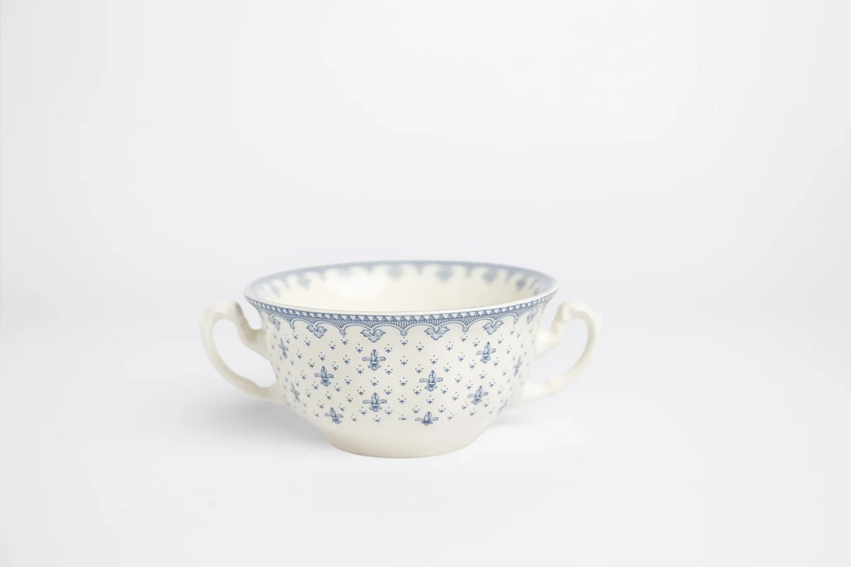 Flor de Lis Azul Consommé Cup