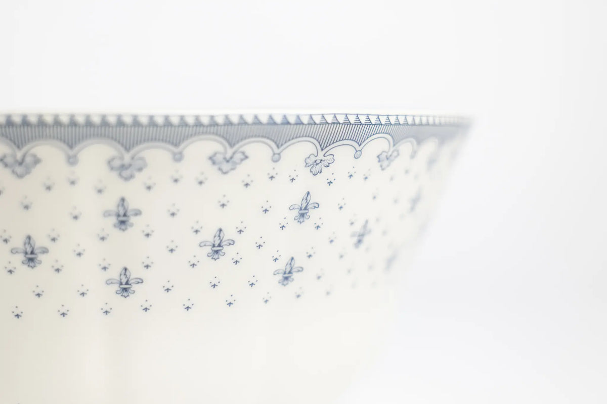 Flor Lis Azul — La Cartuja de Sevilla
