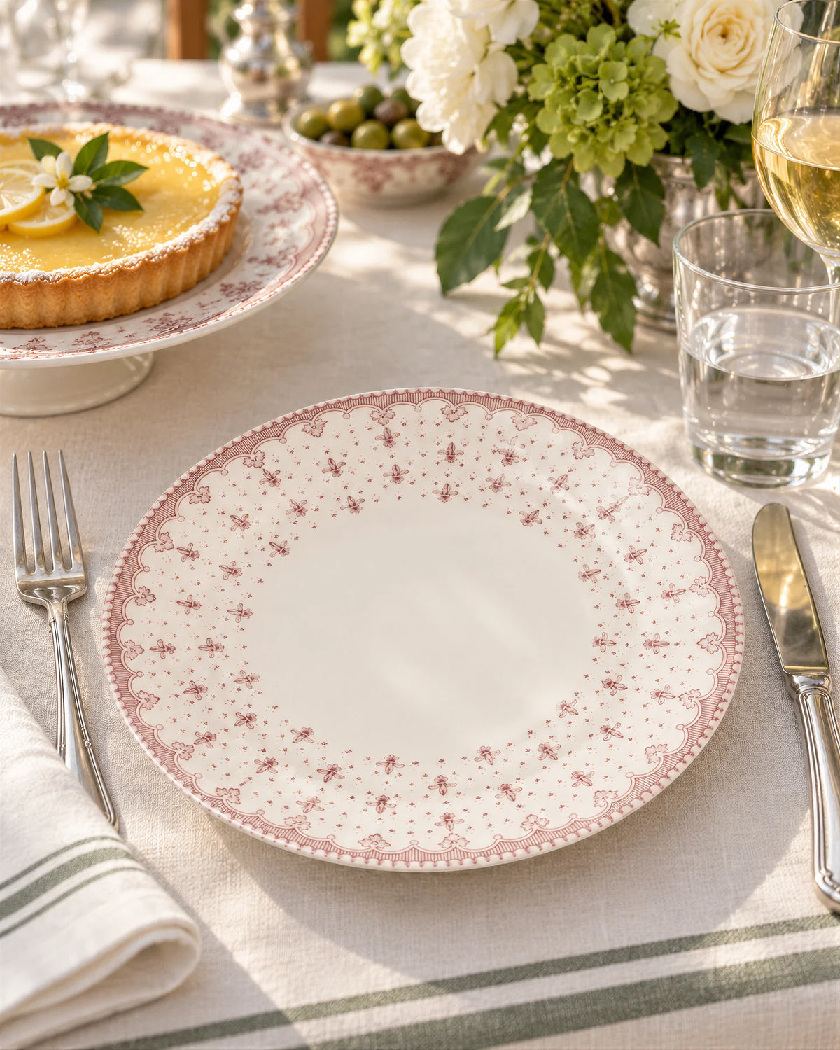 Plato Postre Flor de Lis Rosa