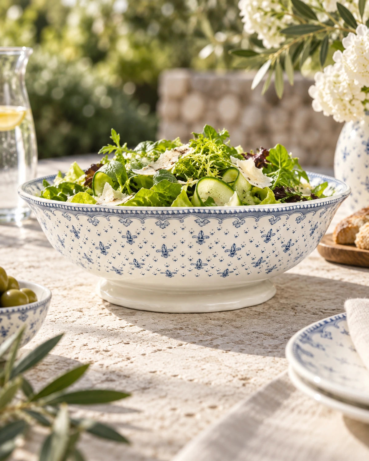 Flor de Lis Azul Salad Bowl