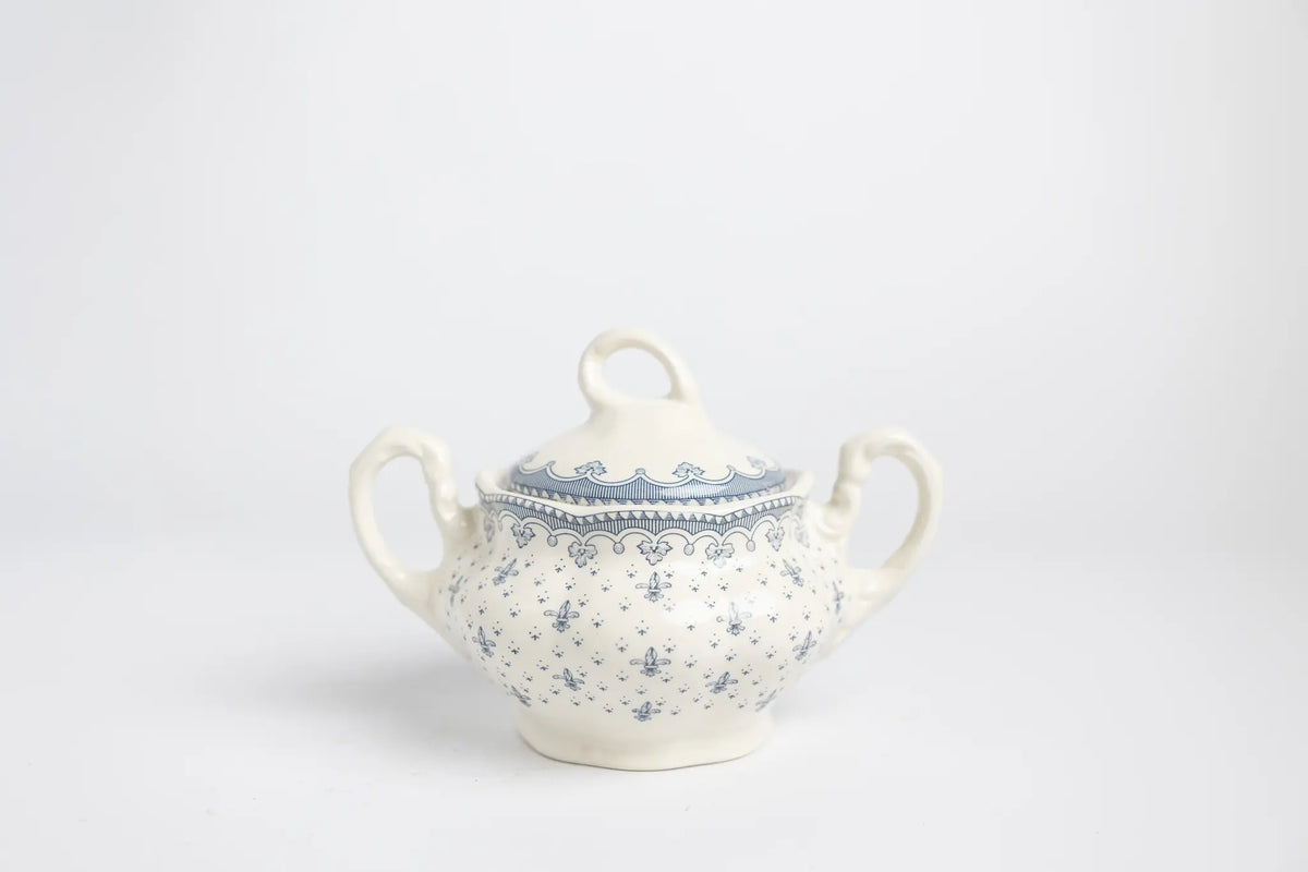 Flor Lis Azul — La Cartuja de Sevilla