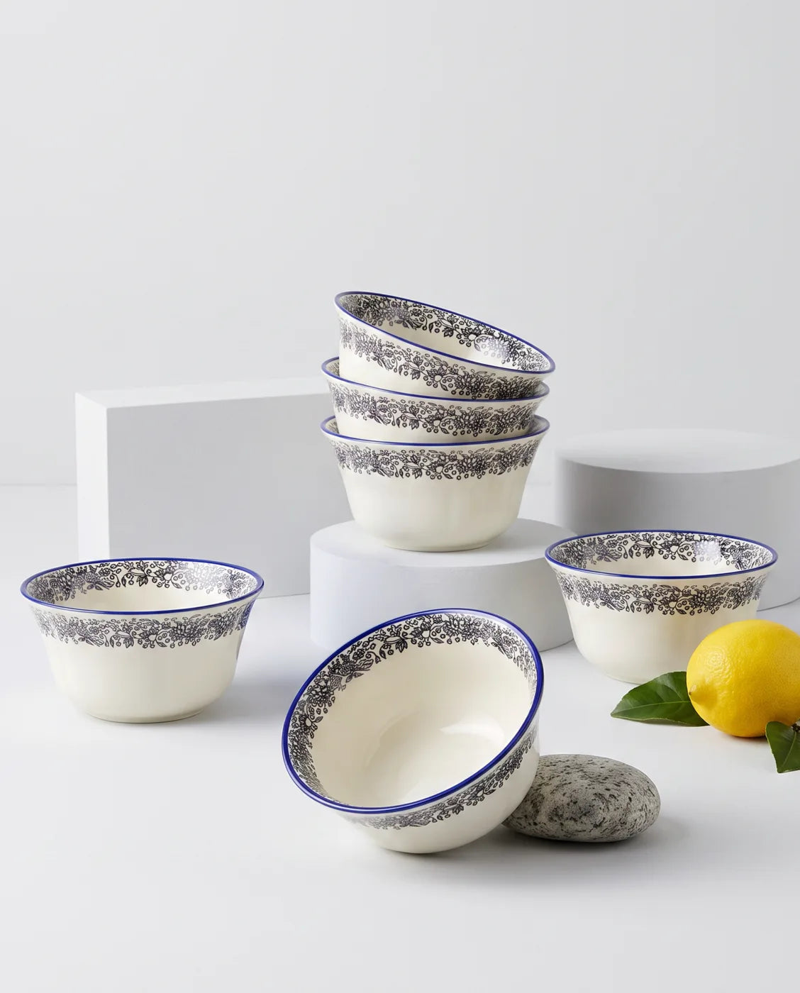 N. Vistas Azul A. Stewart Set of 6 Bowls — La Cartuja de Sevilla