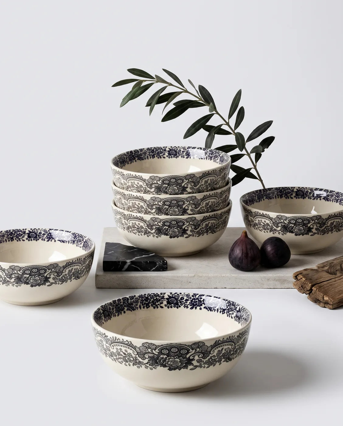 Negro Vistas Set of 6 Mini Bowls — La Cartuja de Sevilla