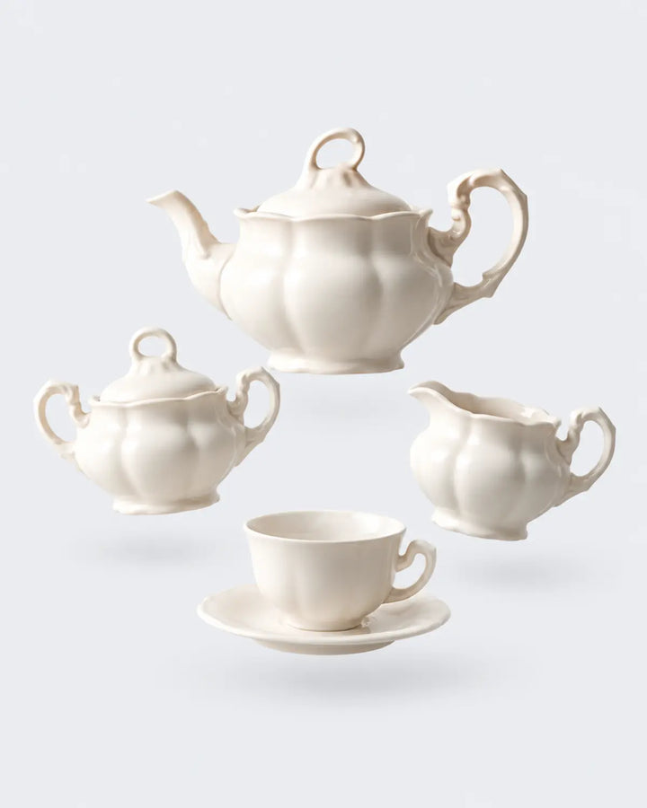 Aurora Blanca Tea Set