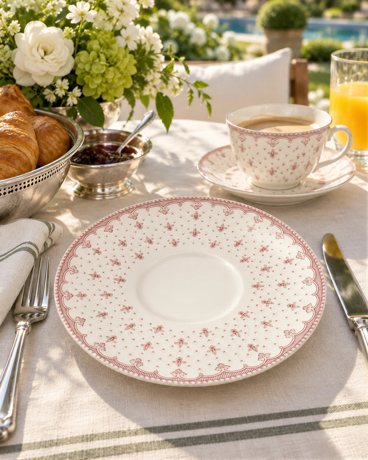 Platillo Consomé/Desayuno Flor de Lis Rosa