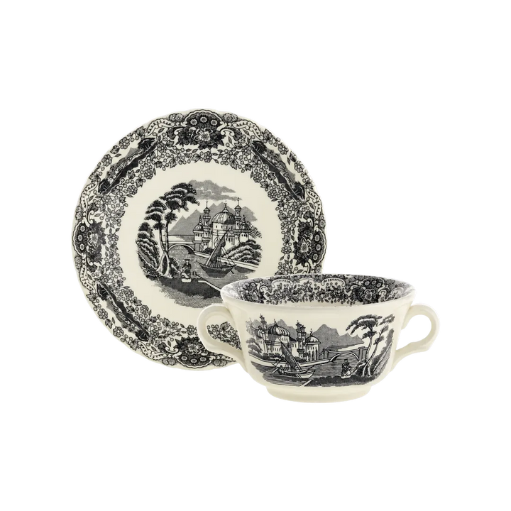 Taza Consomé Con Platillo Negro Vistas