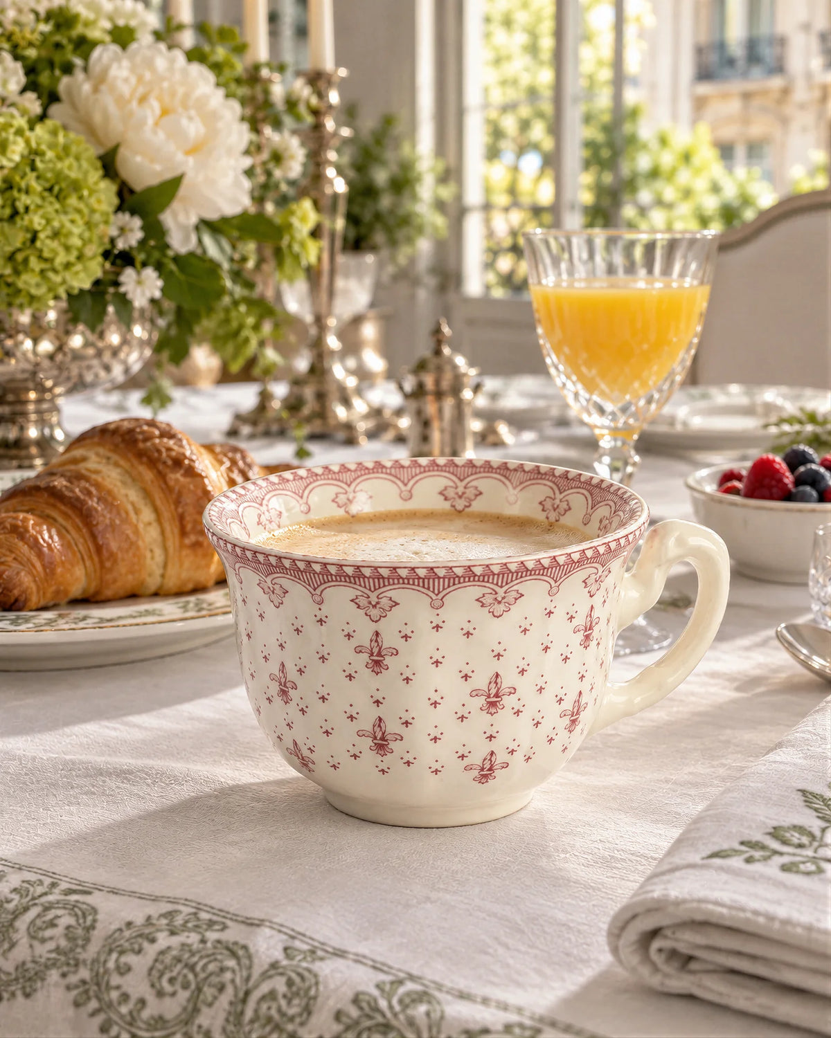 Flor de Lis Rosa Breakfast Cup